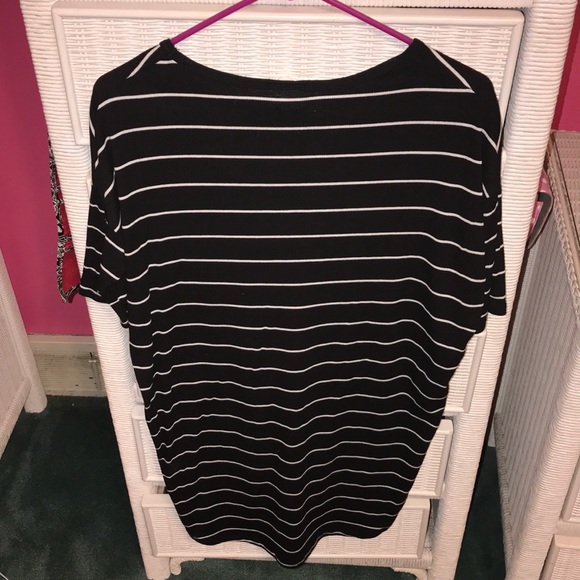 Black and White Striped Tunic - Picture 2 of 2